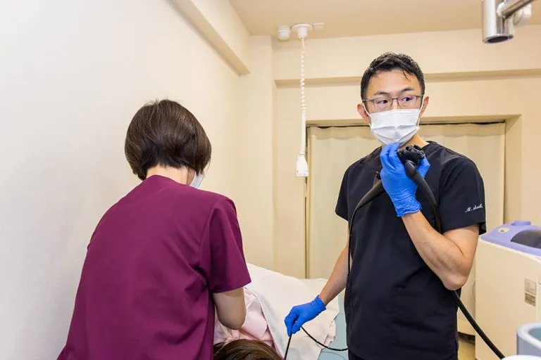 西宮市のさかお内科・消化器内科の胃カメラ検査は鎮静剤を使用しています